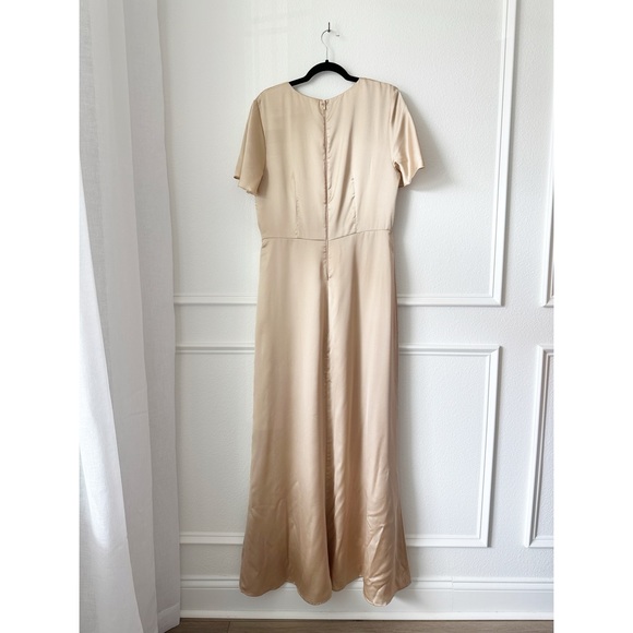 NEW Show Me Your Mumu Rome Twist Gown Maxi Dress in Champagne Luxe Satin XL - Picture 6 of 10
